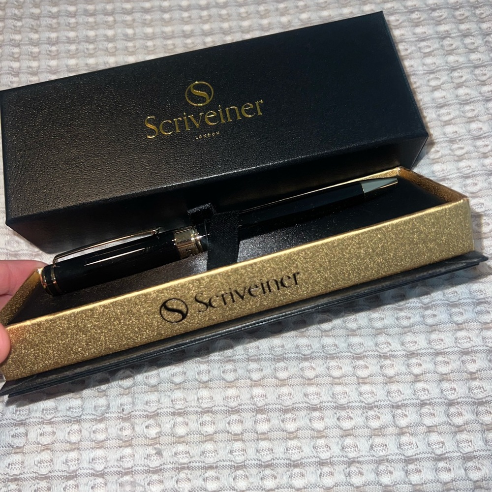 Scriveiner Black and Gold Ballpoint Pen - Picture 3 of 4